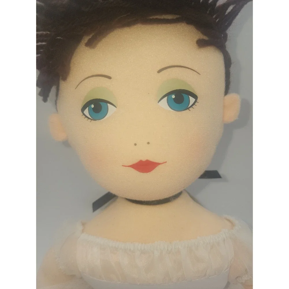 Madame Alexander Favorite Ballerina Soft Plush Doll 61175 White Tutu 18 In 2011